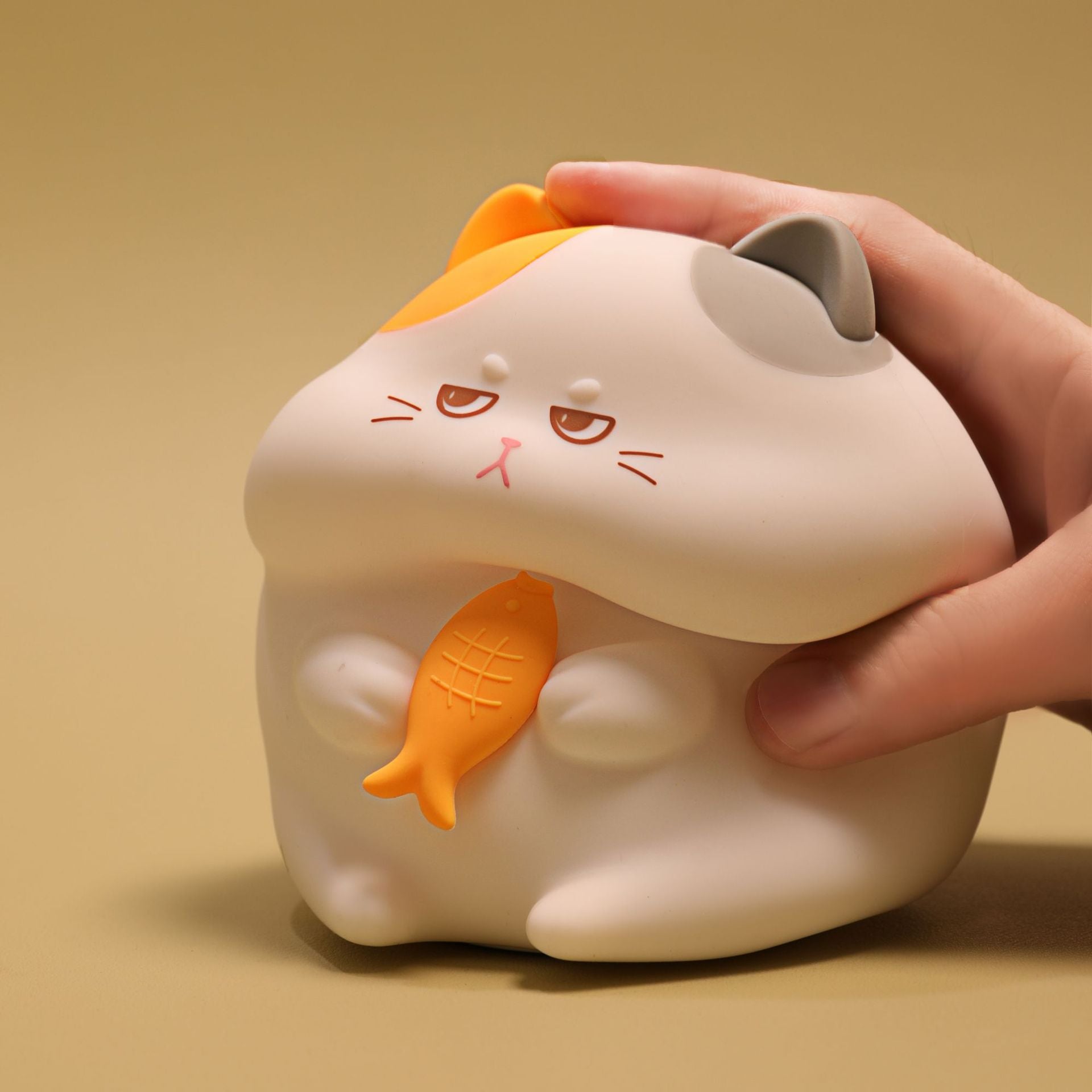 Cute “Greedy Cat” Night Lamp
